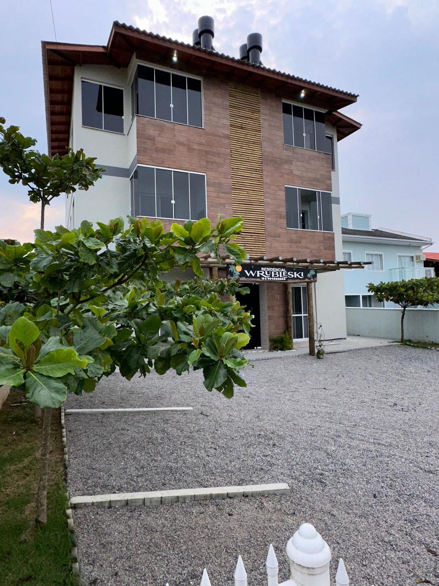 Residencial Wrubleski Sc Пинейра Экстерьер фото
