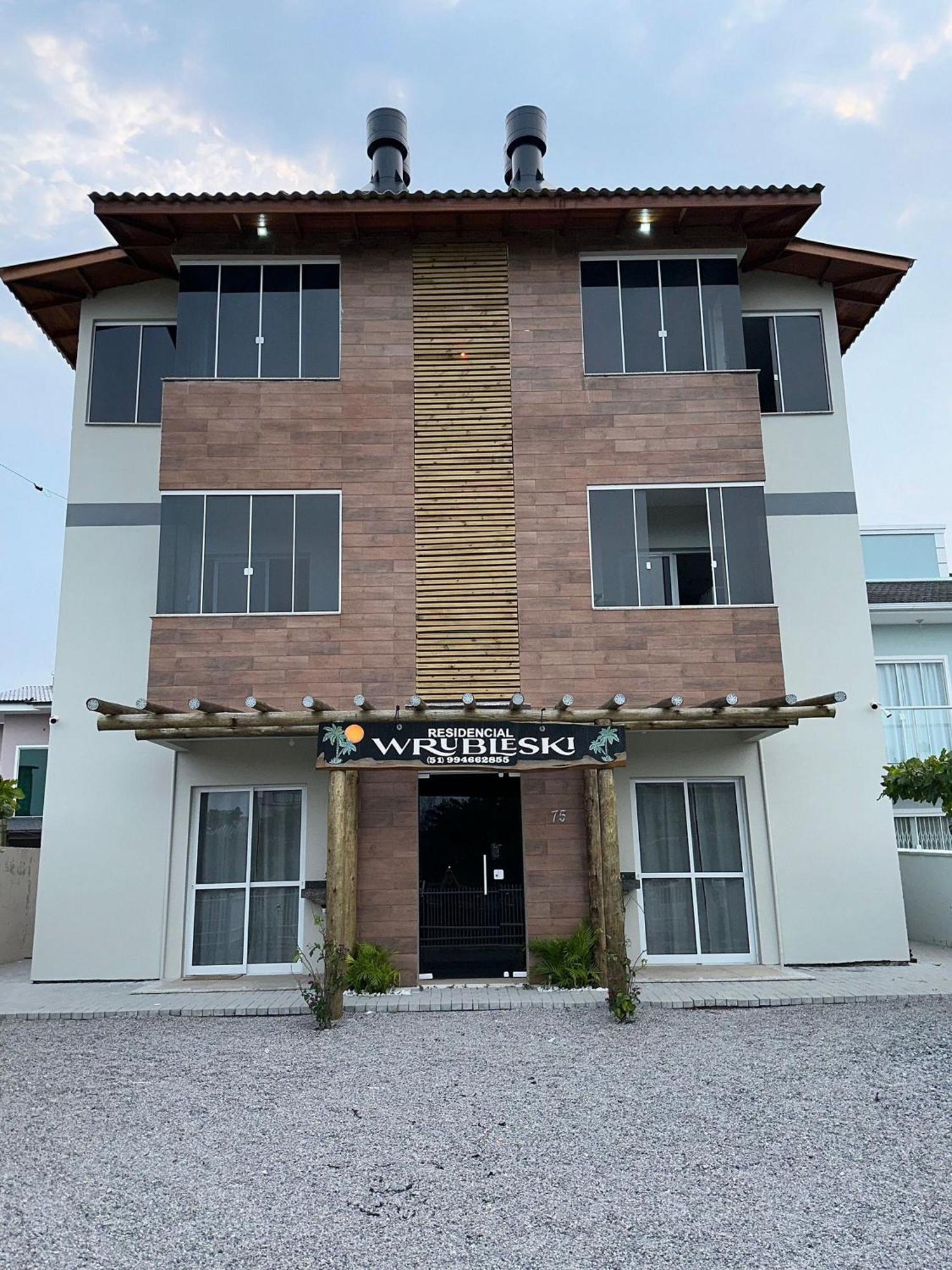Residencial Wrubleski Sc Пинейра Экстерьер фото